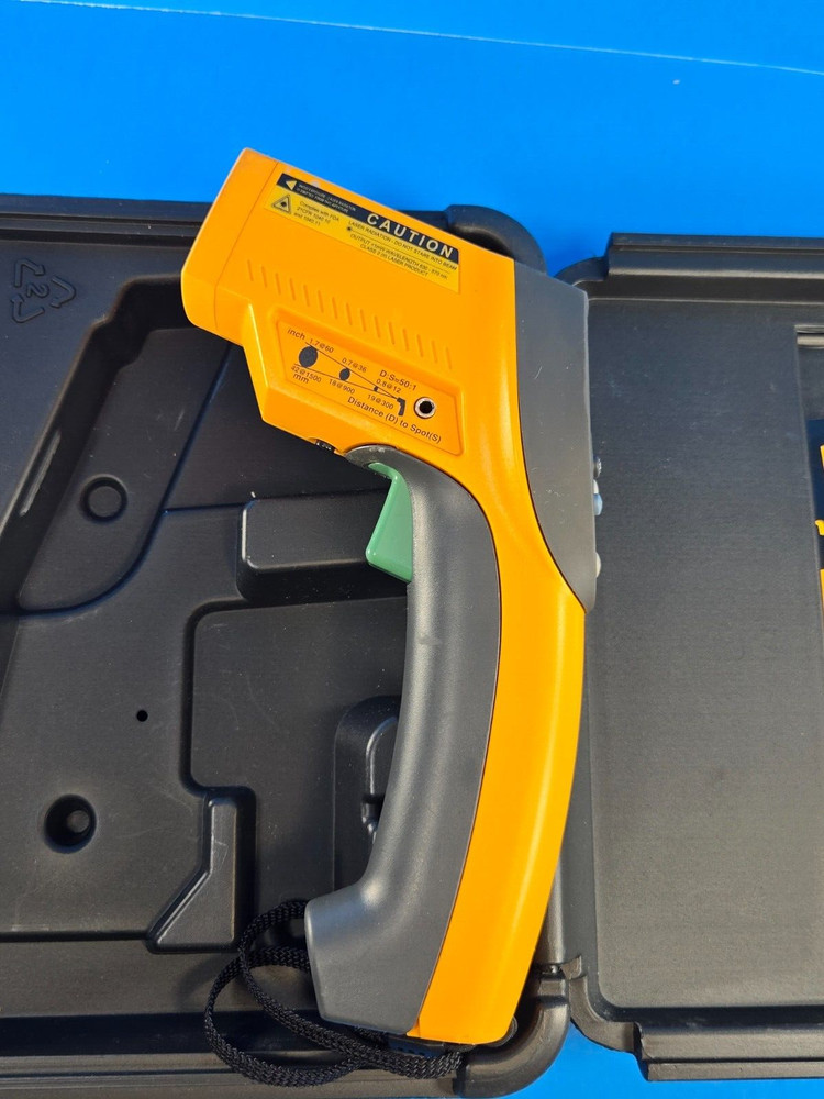 Fluke 68 IR Infrared IR Thermometer