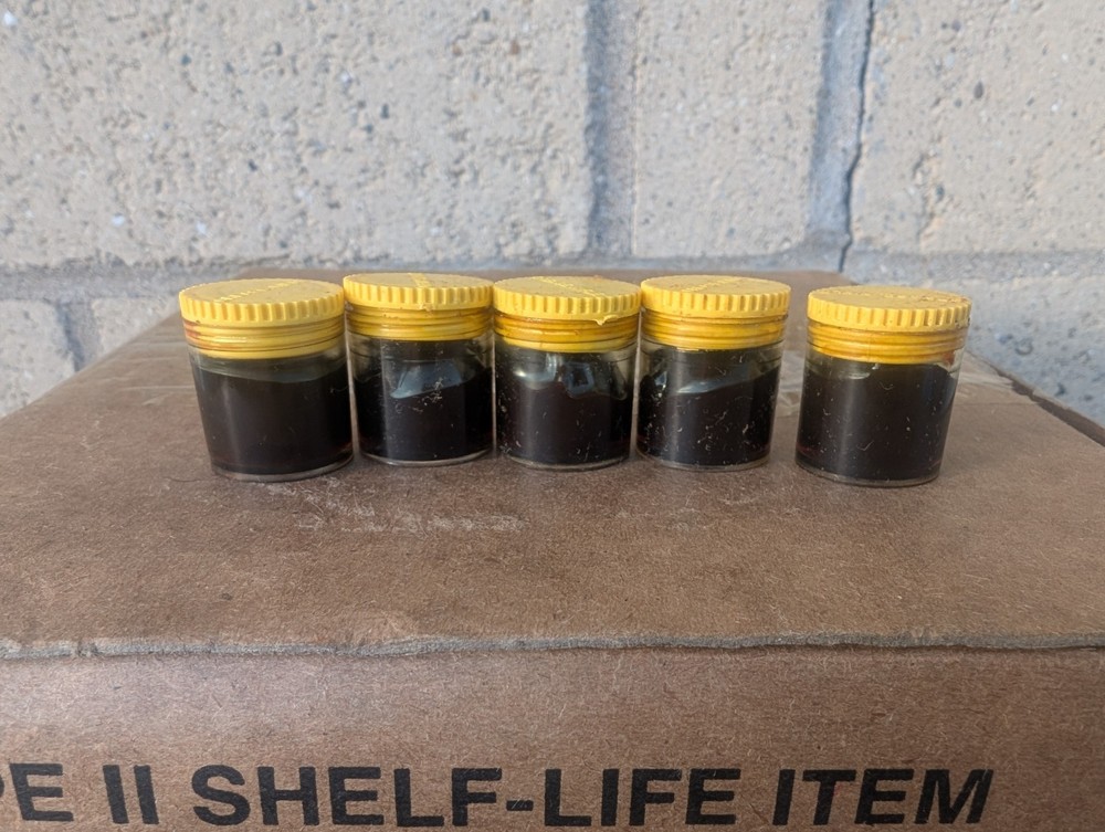 5 NOS USGI Plastilube Grease Pots