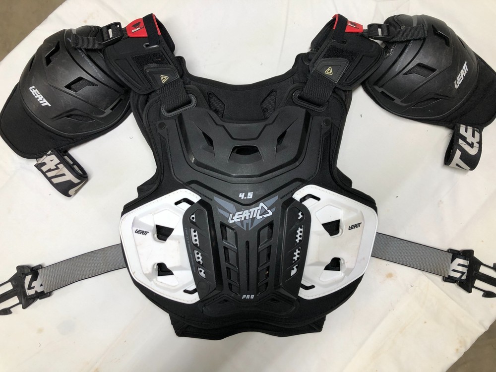Leatt chest protector 4.5