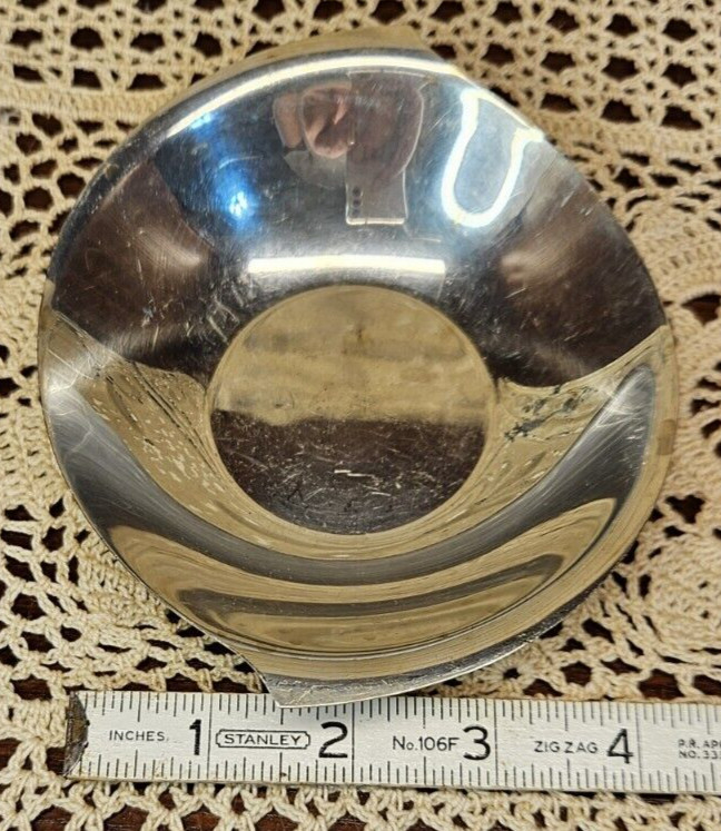 Vintage Heirloom by Oneida Silver Plate Shallow Bowl Dish Abstract Shape