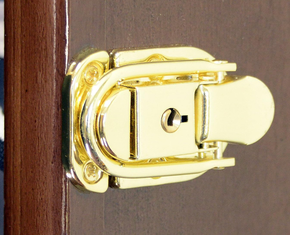 HO Scale Model Train Display Case Lockable Collection Shelf Cabinet Cherry LARGE