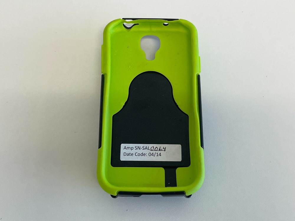 L12: Saltillo Nova NOVA5.2-D+ Case/Speaker