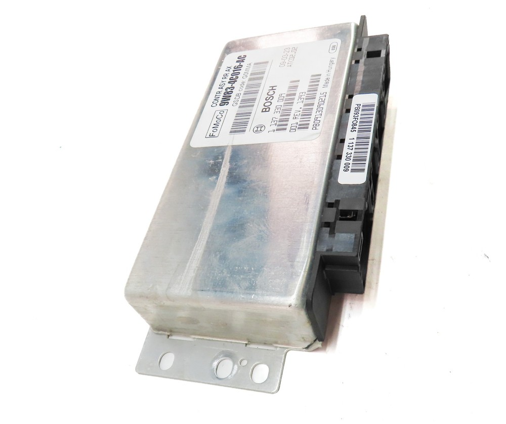 2010 LAND ROVER LR4 (L319) REAR LOCKING DIFFERENTIAL CONTROL MODULE