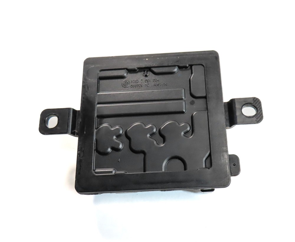 2011 BMW X5 (E70) 3.0L (N55) ENGINE INTEGRATED POWER DISTRIBUTION CONTROL MODULE