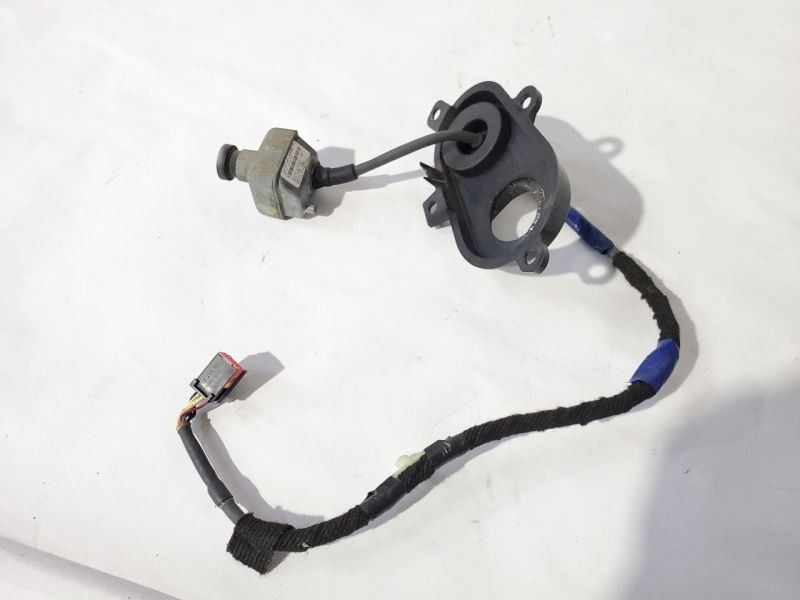 Lane Keeper Liftgate Camera PN AE9T-19G490-BD OEM 2013 2019 Lincoln MKT