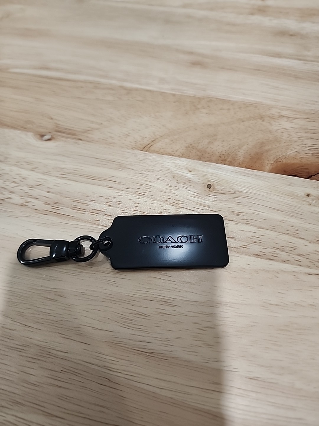 COACH NEW YORK ALL BLACK METAL KEYCHAIN / HANG TAG NEW LIMITED EDITION NEW