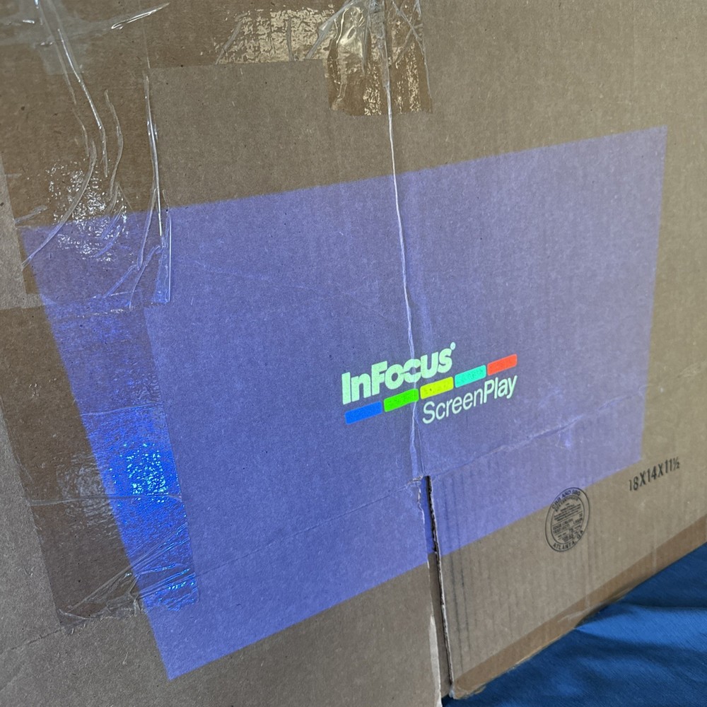 InFocus ScreenPlay 5000 HDTV-ready DLP Front Projector W/ Ceiling Mount Read