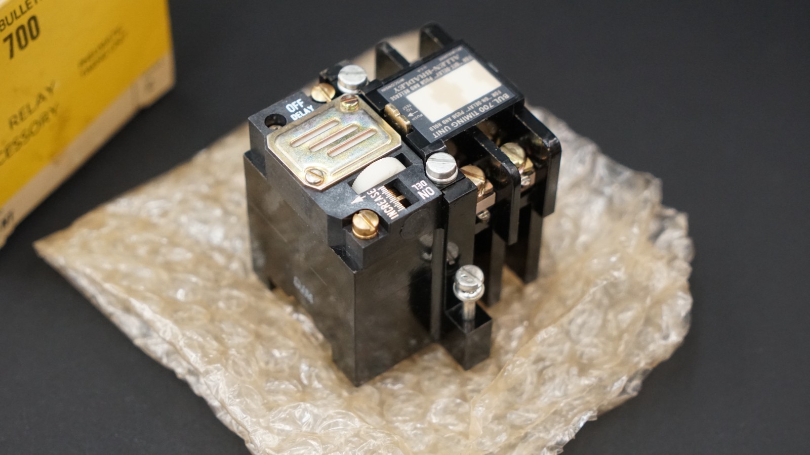 Allen Bradley 700-NT Pneumatic Time Delay Relay (SER C)