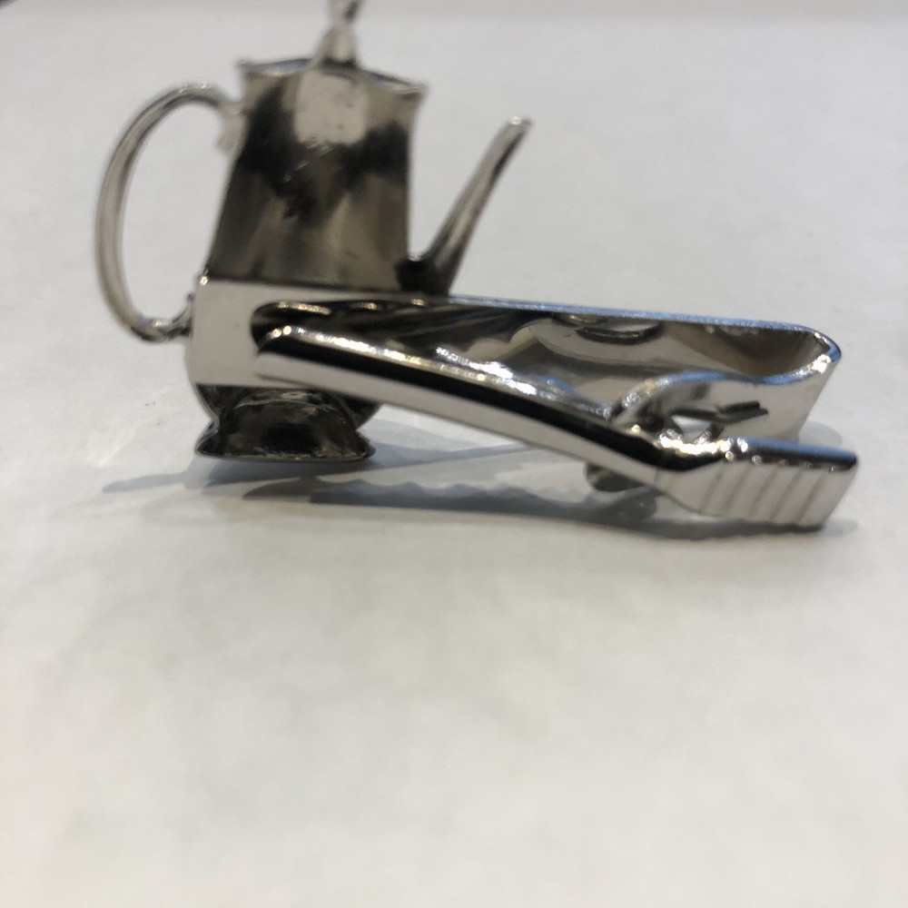 Huge Kettle Tie Clip
