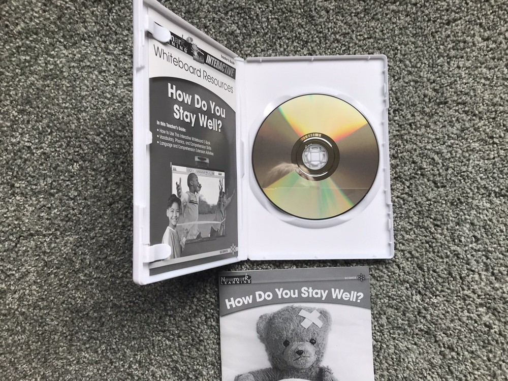 Newmark Interactive Whiteboard Resources Science Vol. 2 5 CD-ROM Set VG Cond