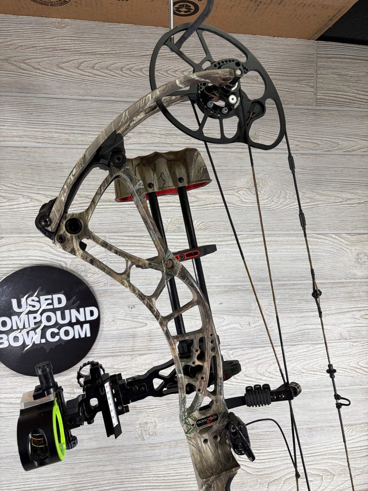 Bowtech Solution Realtree 50-60# Package Right Hand