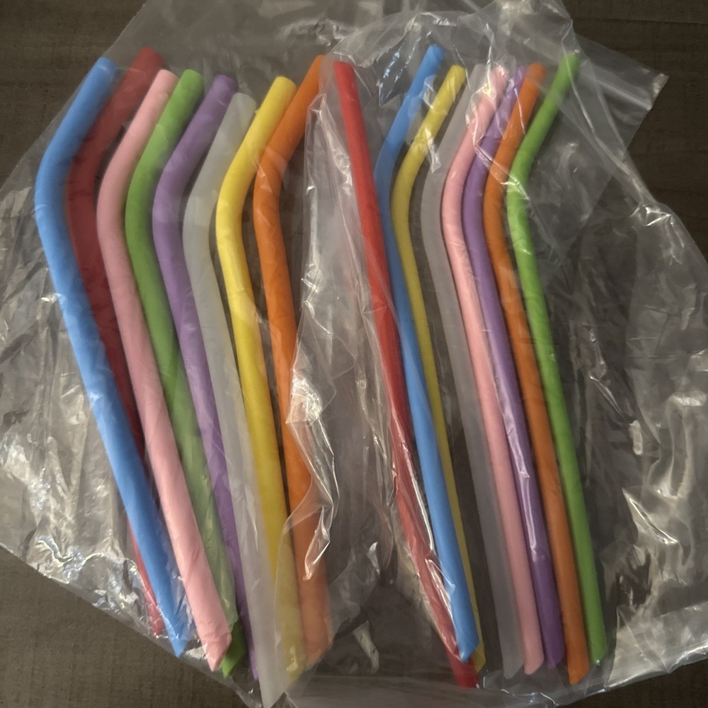 16 reusable silicone straws Fun Colors Two Sizes