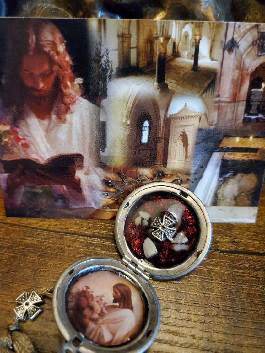 Life of Jesus Locket Nativity, Church of  Ascension, Cenacle, Tomb of Jesus
