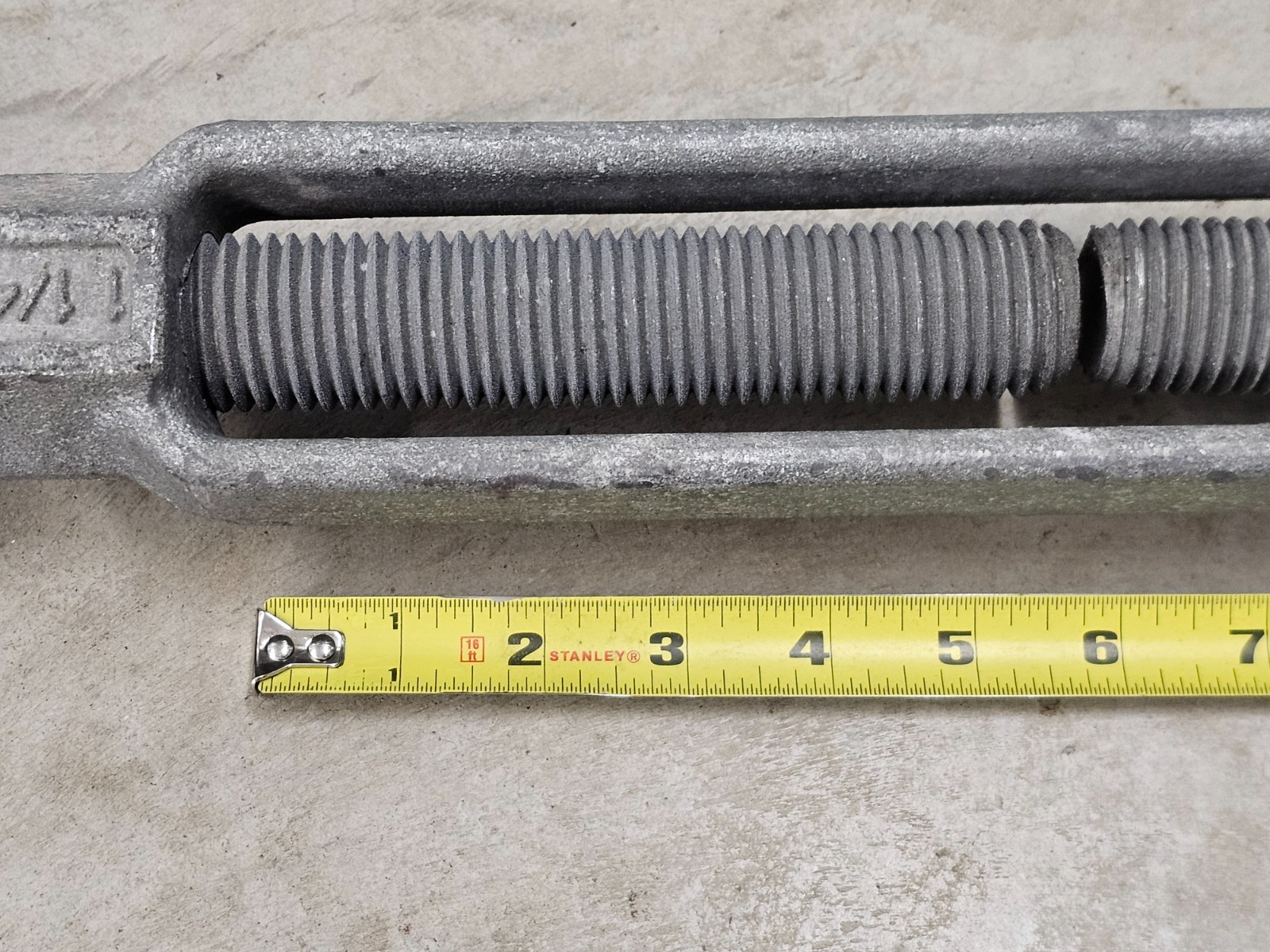 BTC Turnbuckle Jaw Chain Rigging Tension Slack Tightening 1-1/4" 1.25 24-36"