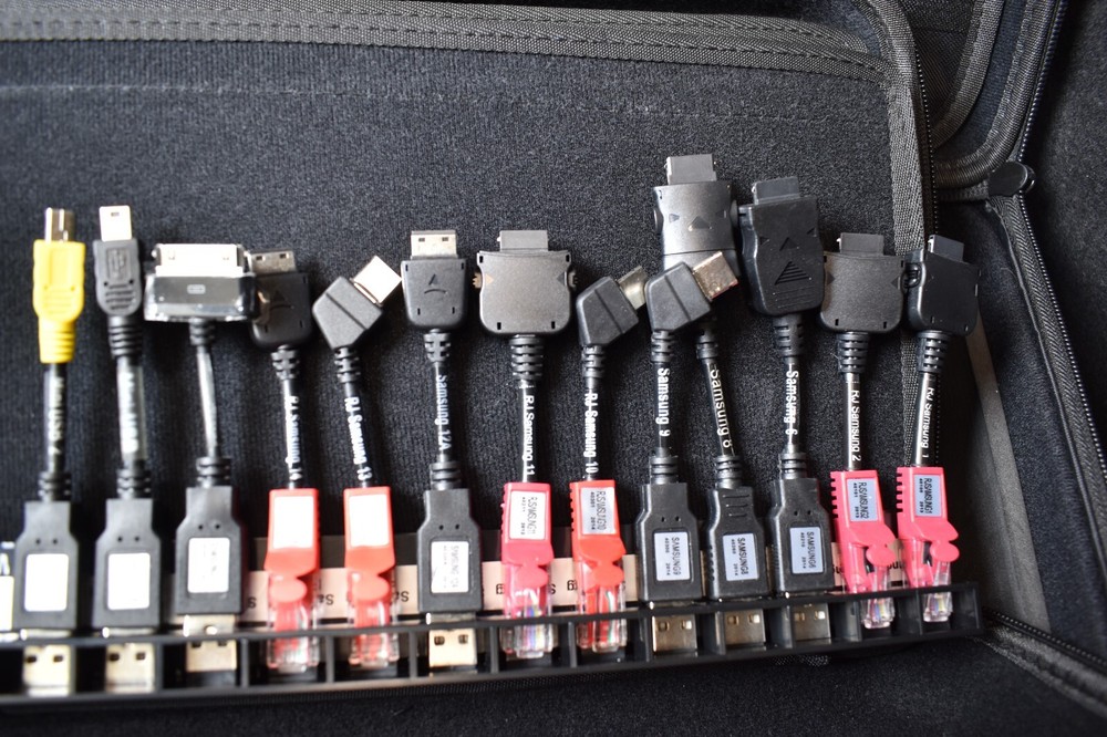 MSAB XRY Digital Intelligence Forensics Cell Duplicator Data access Phone Sim