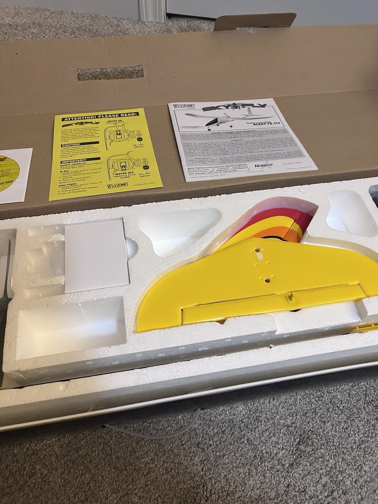 Flyzone Sky Fly RTF Airplane HCAA1961 New Open Box