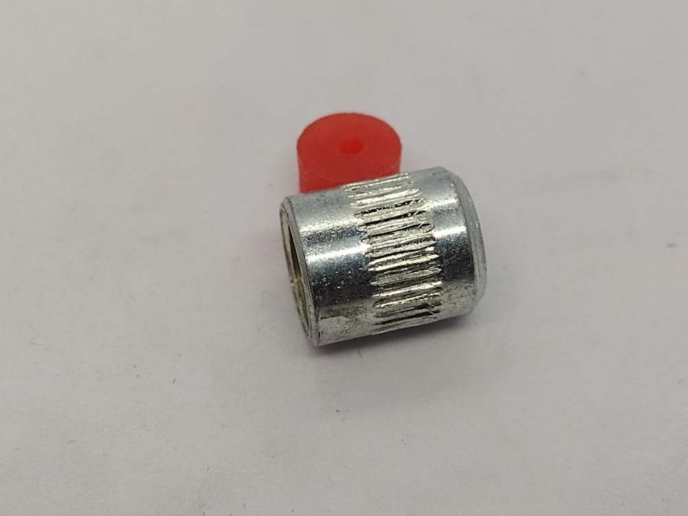 Grease Gun Push On Connector 1/8" BSP