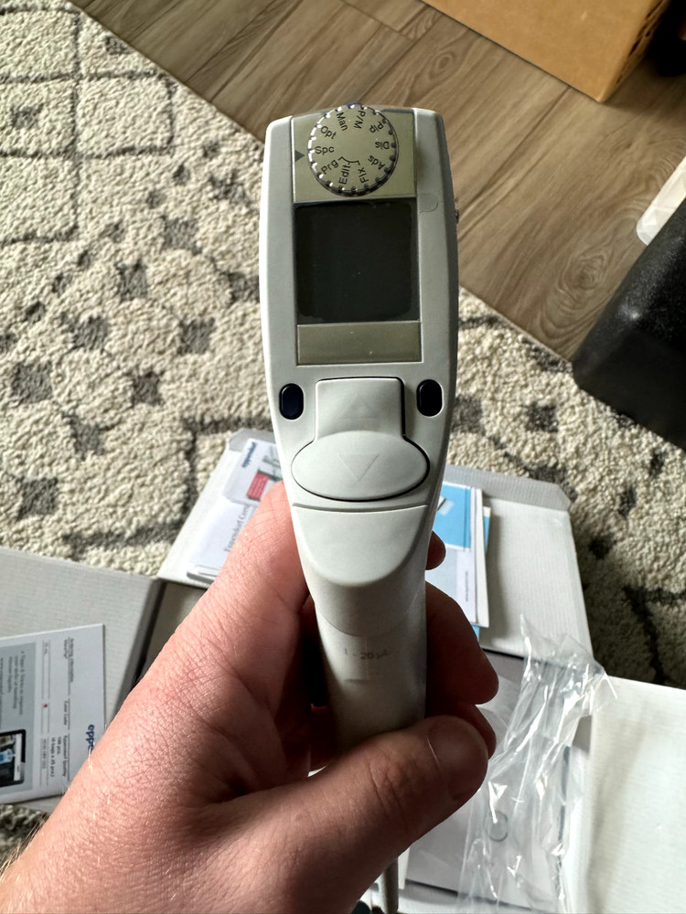 Eppendorf Xplorer Plus Pipette variable 1 - 20 uL