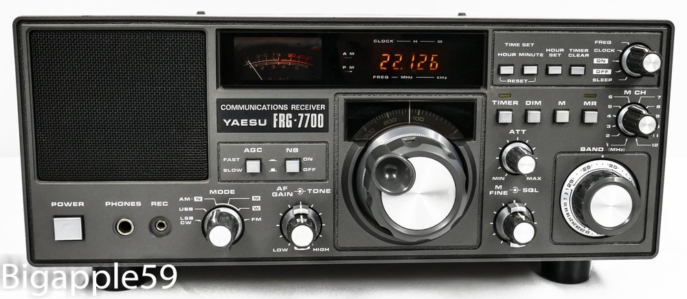 Yaesu FRG-7700 Shortwave Ham Radio Shortwave Receiver with MU-7700 Memory Module