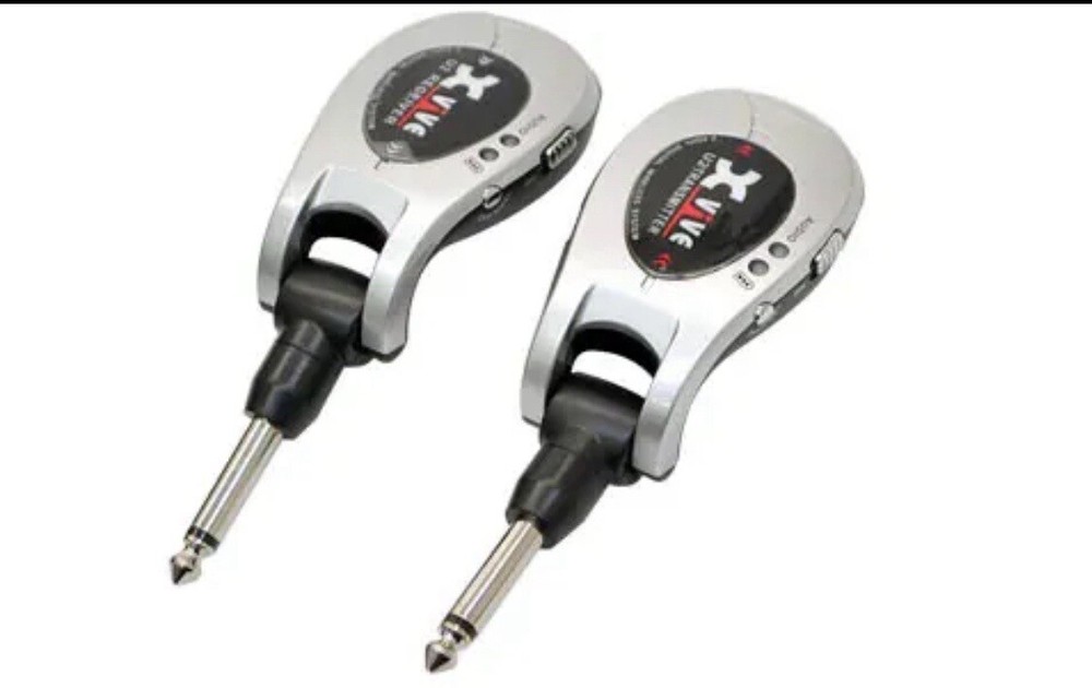 Xvive U2 Wireless System for Electric Guitars - Silver