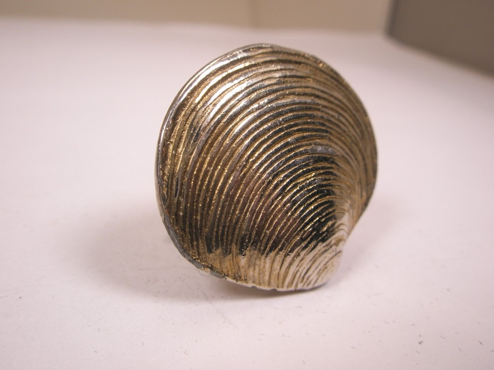 Clam Shell Fish SINGLE Vintage Cuff Link replace lost/broken zi21
