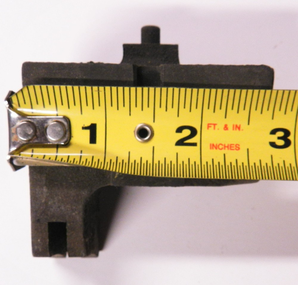 GM SECOND & THIRD SHIFTER YOKE ASSEMBLY in BOX