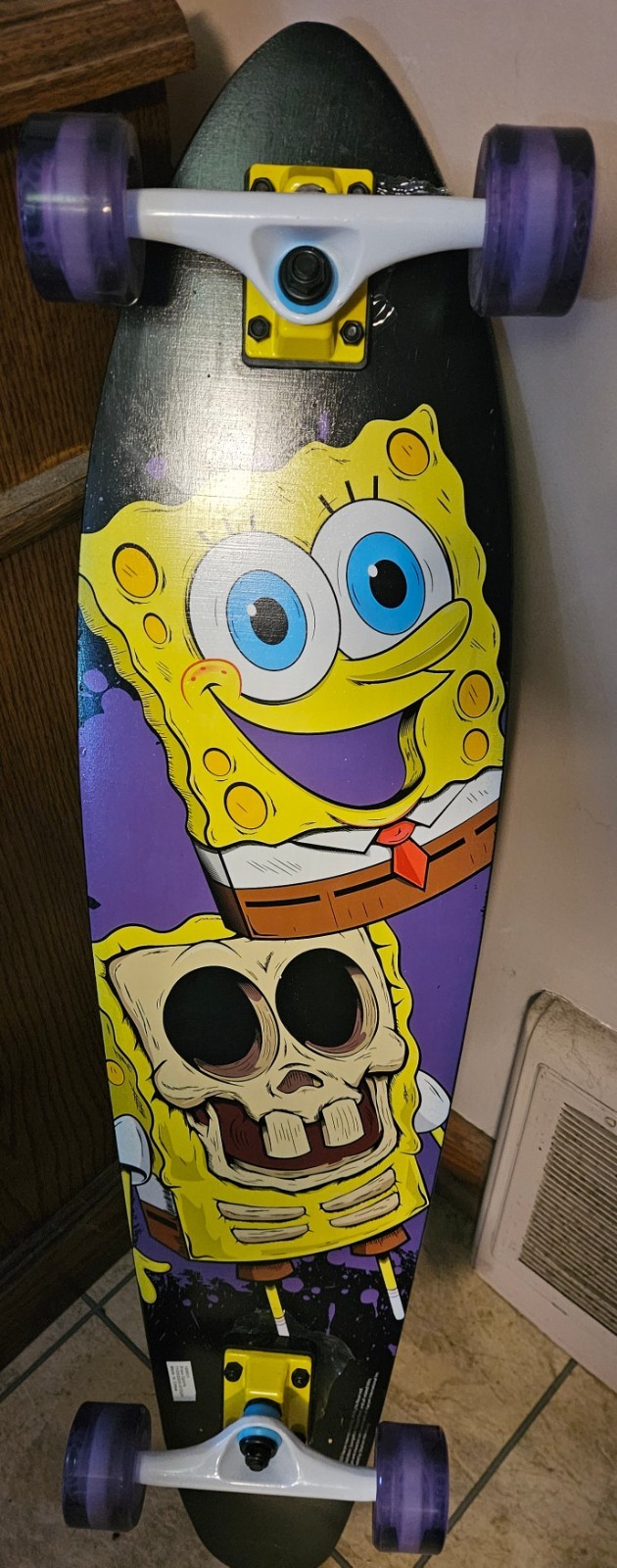 SpongeBob SquarePants  Skateboard LOOK