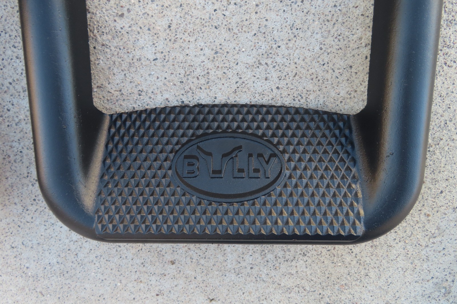 Bully BBS-1103 Truck Black Powder Coated Side Step Set, 2 Pieces (1 Pair) FS