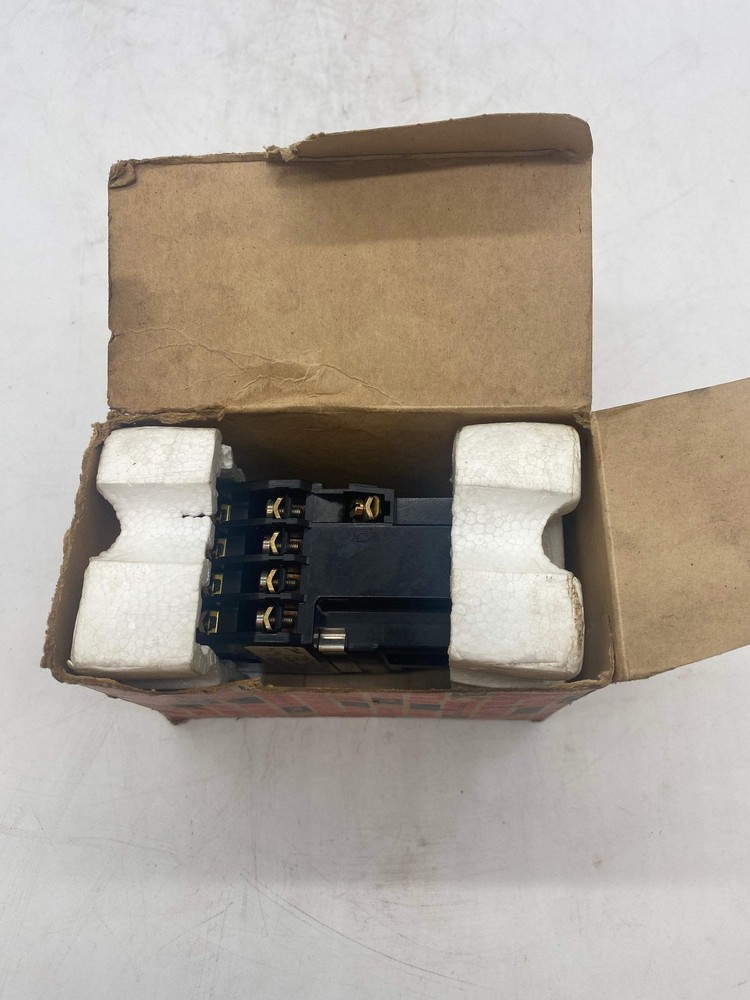 Danfoss 37B0160 Type CH6 6A Contactor (Open Box)