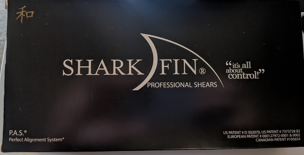 Sharkfin Shears and Thinning Shears kit