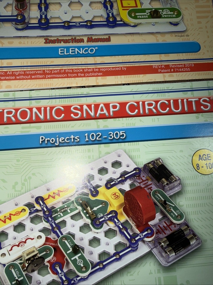 Snap Circuits Classic SC-300 Electronics Exploration Kit Opened Box Nice