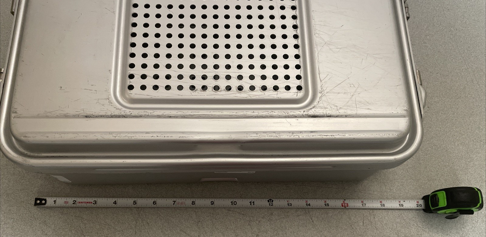 V. Mueller CD2-5ST Genesis 19" x 12" x 5" Mid-Length Container w/ 2 Trays