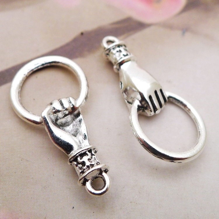 15/40PCS Antique Silver Hand Holding Ring Charm Connector 14X27m JHS822 LY1263