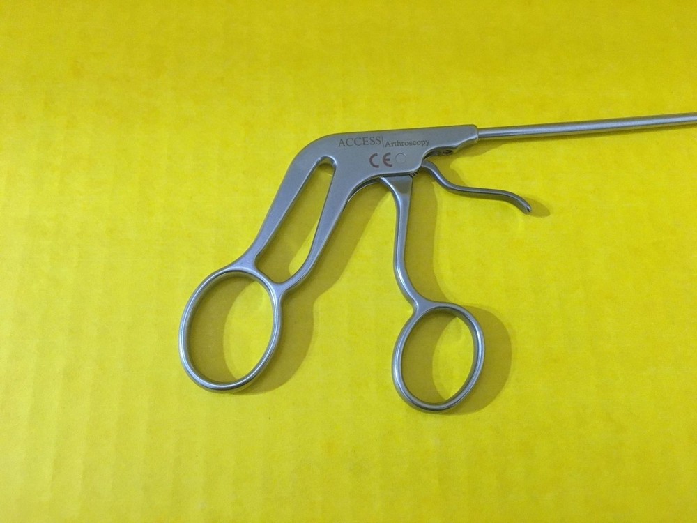 Access Sinoscopy Grasper Straight with Lock REF: 1010301