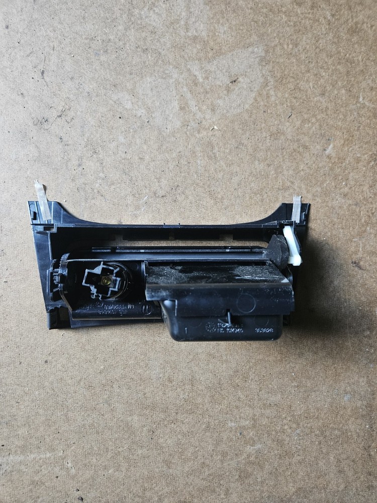 2011 BUICK REGAL, ASHTRAY