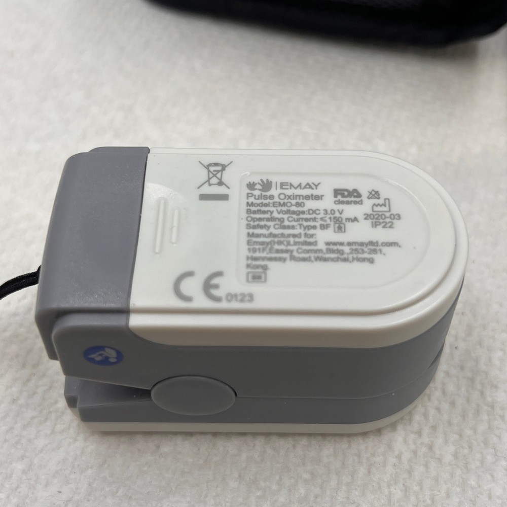 EMAY Pulse Oximeter SpO2/Pulse Record While You Sleep And Workout EMO-80