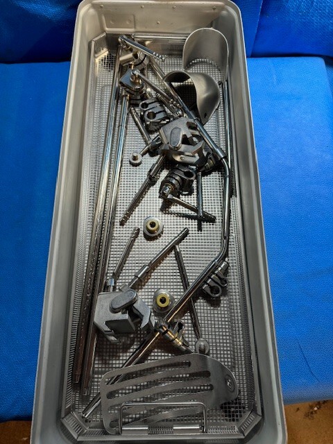 Integra Omni-Tract Retractor