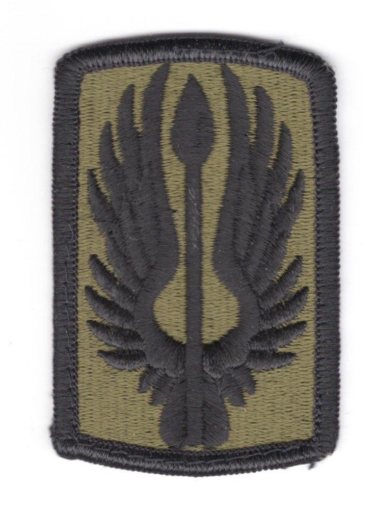 Army Patch: 18th Aviation Brigade - merrowed edge, subdued