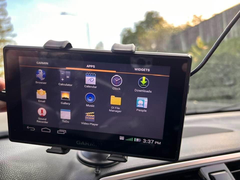 GARMIN FLEET 670 LM TRUCK GPS RECEIVER LIFETIME MAPS UPDATED TO 2025.20