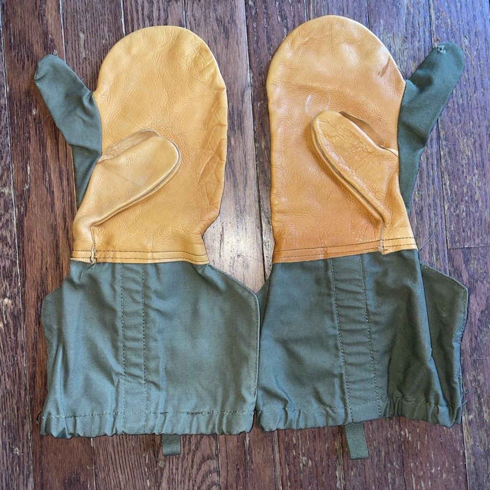 US MILITARY WWII TRIGGER MITTEN SHELL MEN'S TYPE I