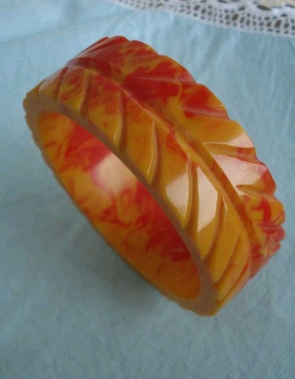 Vintage Bakelite bracelet. USSR.