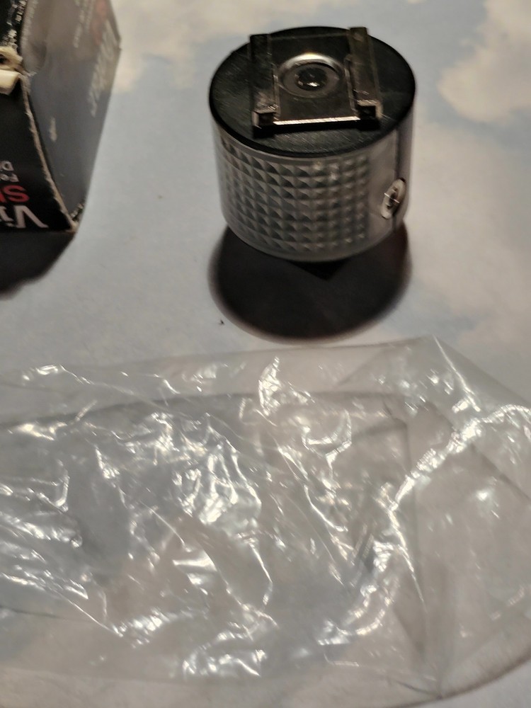 Vivitar SL 2 Flash Light Slave Remote Flash Trigger w/Instructions