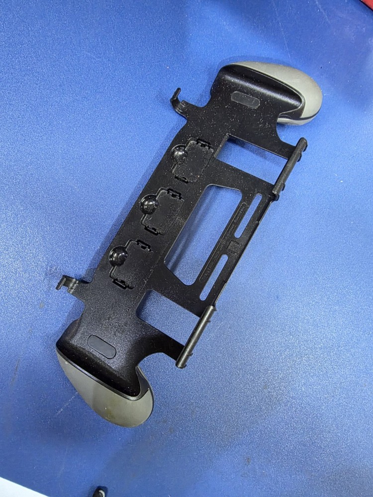 Nintendo Switch Game Case And Carrying Case And Grip Controller