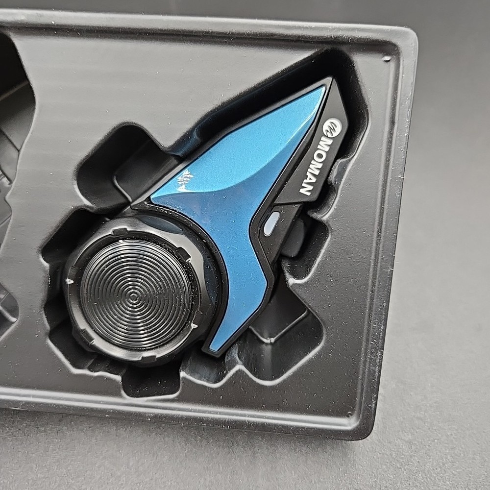 Single Moman H2E Eagle-Like Motorcycle Helmet Intercom Headset