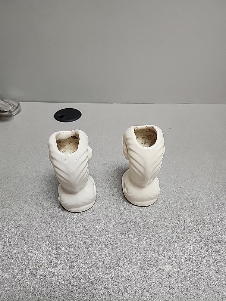2 Small White Haeger Ceramic Seashell/Fan Looking Planters