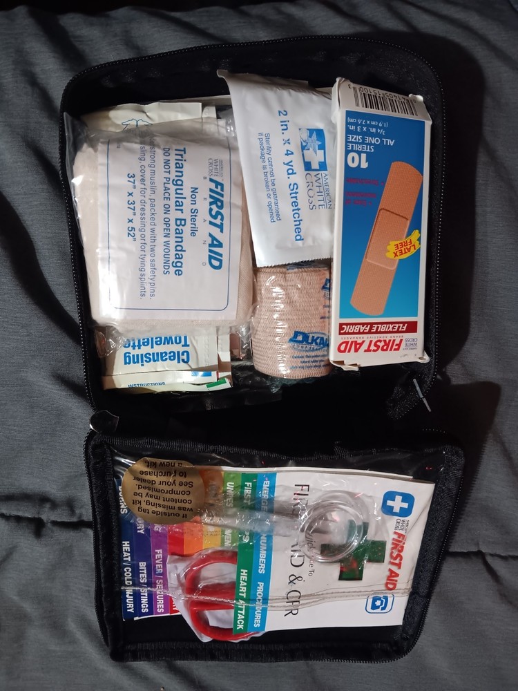 Lexus 2006 LS 430 OEM First Aid Kit