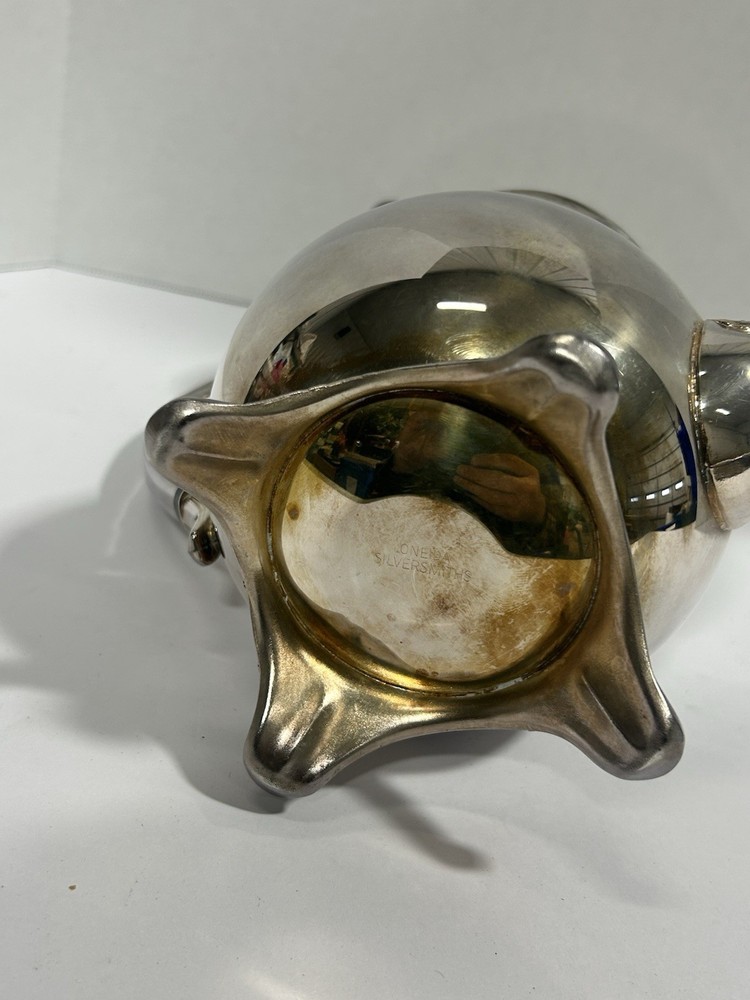 Vintage Oneida SilverSmiths Silver Plated Hinged Lid Coffee Server