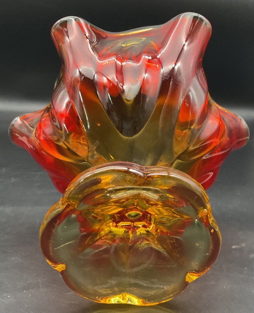 L.E. Smith Persimmon Simplicity Pattern Handkerchief Compote 6"