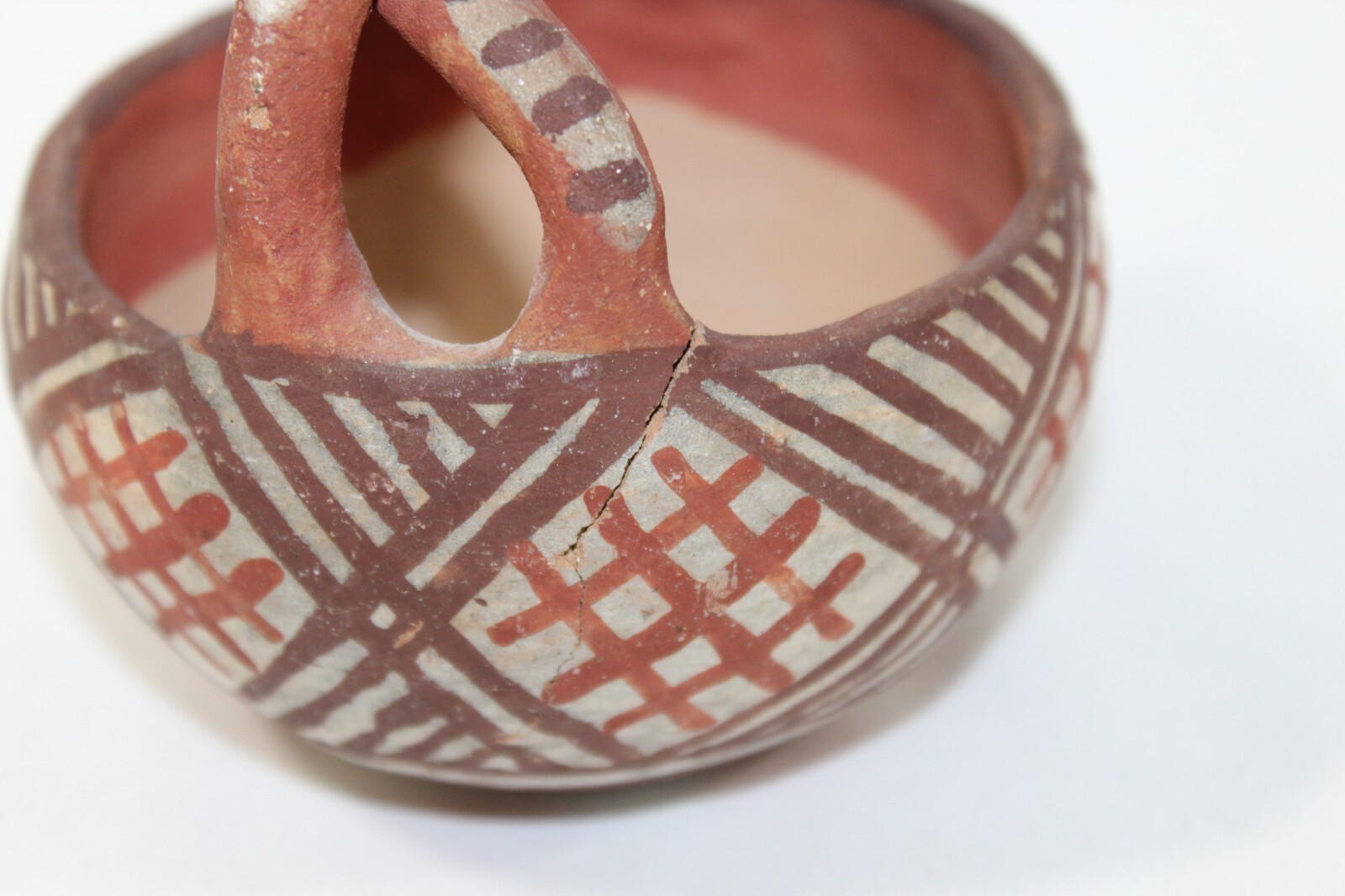 Antique Isleta Pueblo Pottery 4.5" Friendship Basket Bowl Olla Twisted Handle