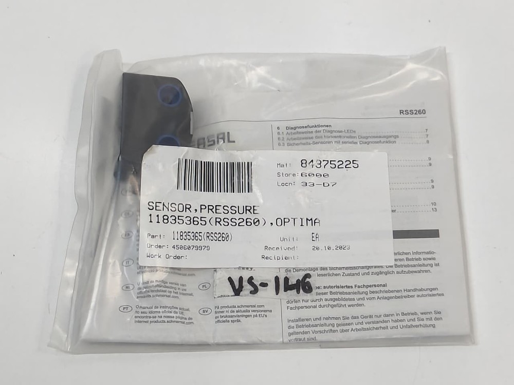NEW SCHMERSAL RSS260-I2-D-ST ELECTRONIC SAFETY SENSOR, VS#146